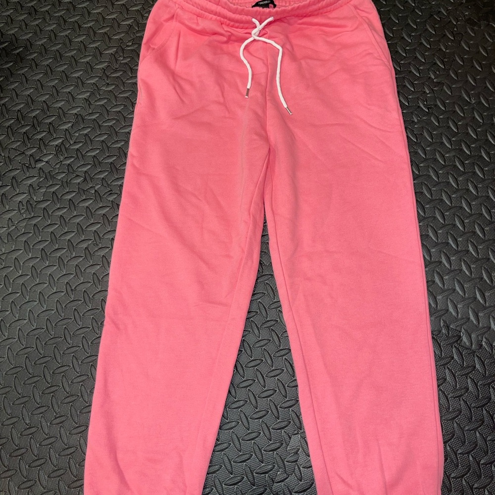 Forever 21 Women’s Pink Cotton Blend Sweatpants -NEW - size L
